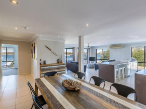Iluka, Shoalhaven Heads